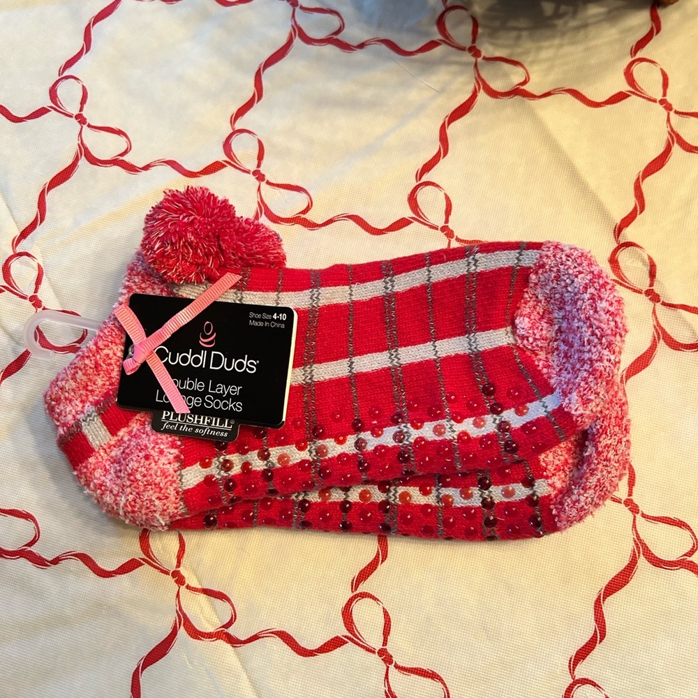 Cozy Cuddl Duds Double Layer Lounge Socks, Shoe Size 4-10